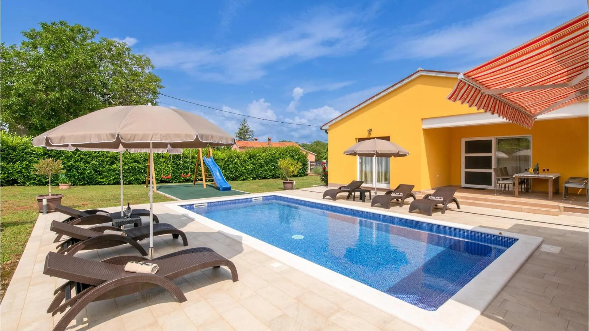 3 Bedroom Stunning Home In Labin